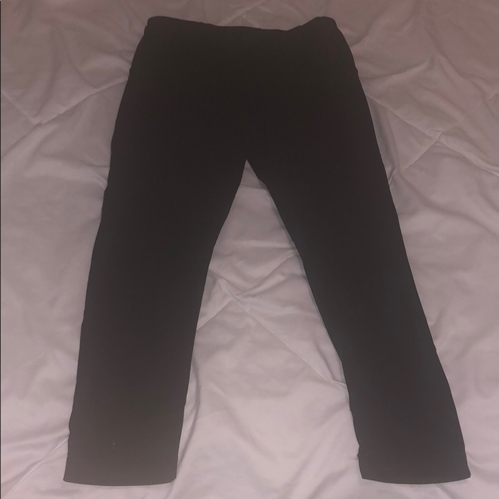 Capri length leggings